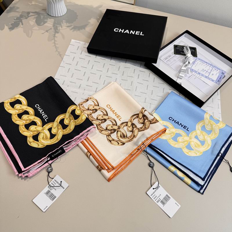 Chanel silk scarf hm04